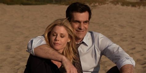 phil and claire|amelia modern family.
